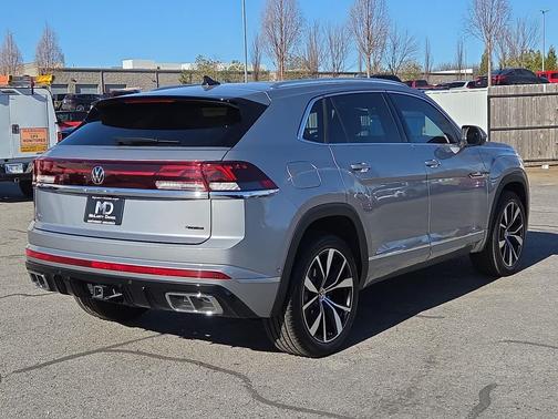 2024 Volkswagen Atlas Cross Sport 2.0T SEL Premium