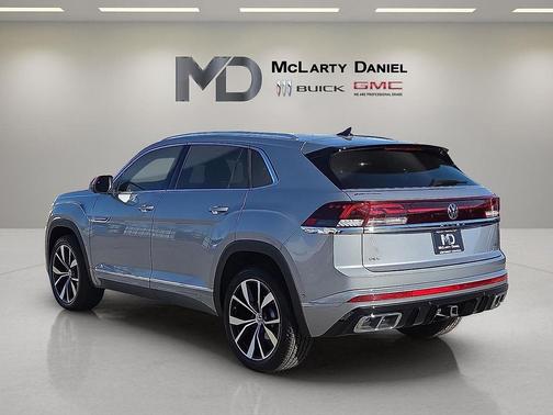 2024 Volkswagen Atlas Cross Sport 2.0T SEL Premium