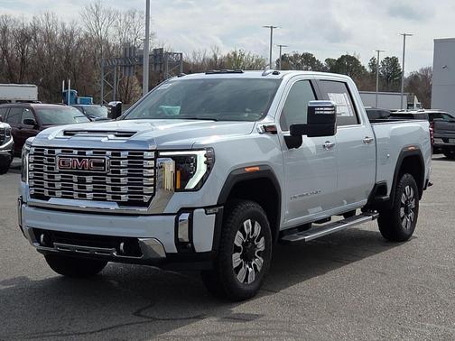 2026 GMC Sierra 2500 Denali