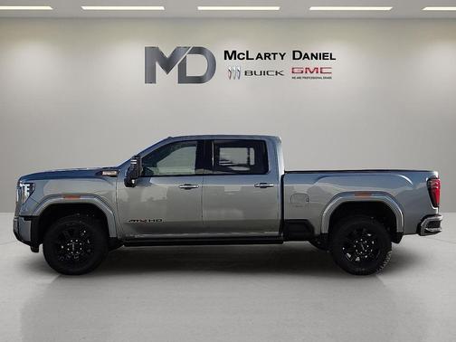 2026 GMC Sierra 3500 AT4