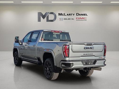 2026 GMC Sierra 3500 AT4