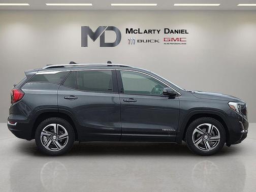 Graphite Gray Metallic 2020 GMC Terrain SLT