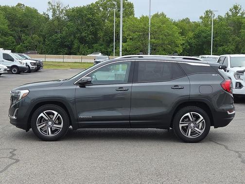 Graphite Gray Metallic 2020 GMC Terrain SLT