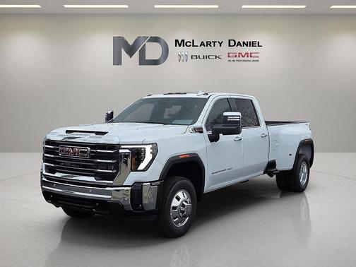 2026 GMC Sierra 3500 SLT