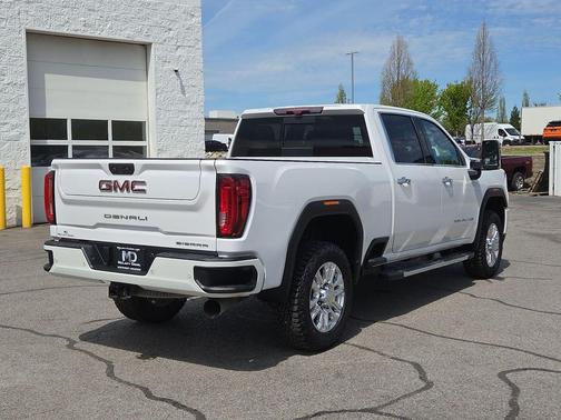 White Frost Tricoat 2020 GMC Sierra 2500 Denali