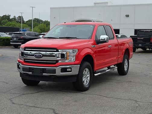 RACE RED 2018 Ford F-150 XLT