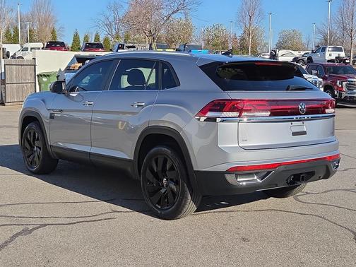 2024 Volkswagen Atlas Cross Sport 2.0T SE w/Technology 4MOTION
