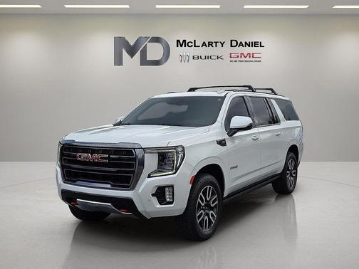 2024 GMC Yukon XL 4WD AT4