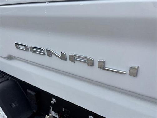 2025 GMC Sierra 2500 Denali