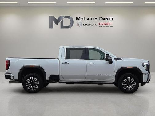 2024 GMC Sierra 2500 Denali Ultimate
