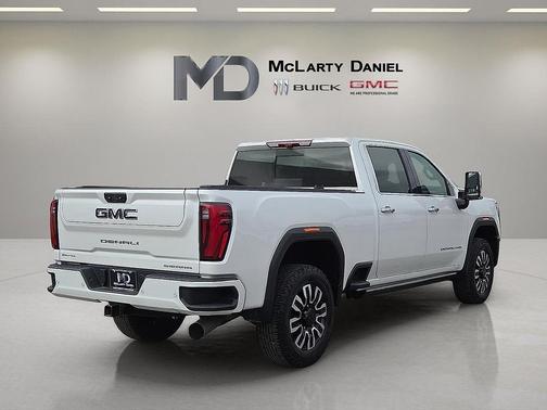 2024 GMC Sierra 2500 Denali Ultimate