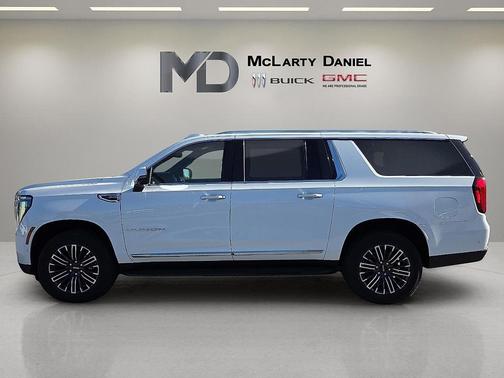 2026 GMC Yukon XL 4WD Elevation