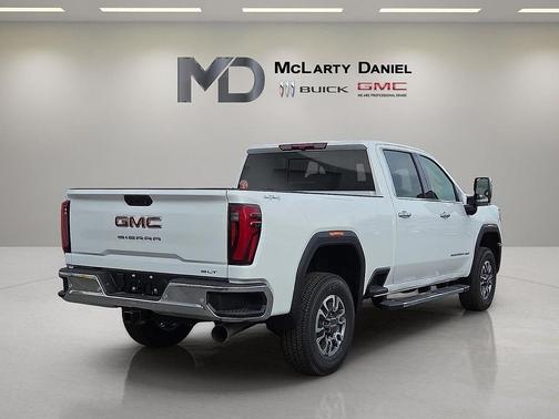 2026 GMC Sierra 2500 SLT