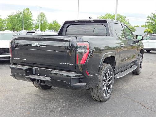 2025 GMC Sierra EV Max Range Denali
