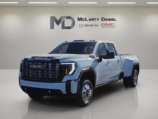 2026 GMC Sierra 3500 Denali