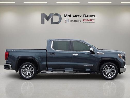 Dark Sky Metallic 2020 GMC Sierra 1500 SLT