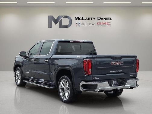 Dark Sky Metallic 2020 GMC Sierra 1500 SLT