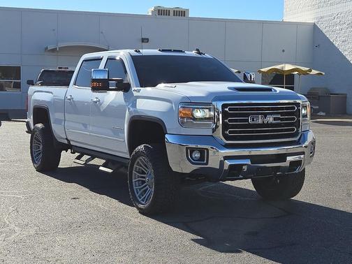 2017 GMC Sierra 2500 SLT