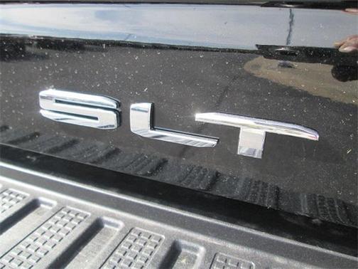 2025 GMC Sierra 2500 SLT