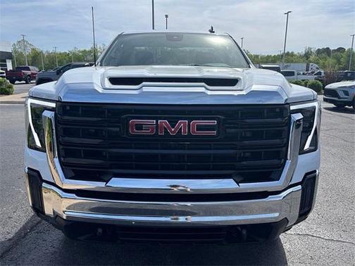 2025 GMC Sierra 2500 Base