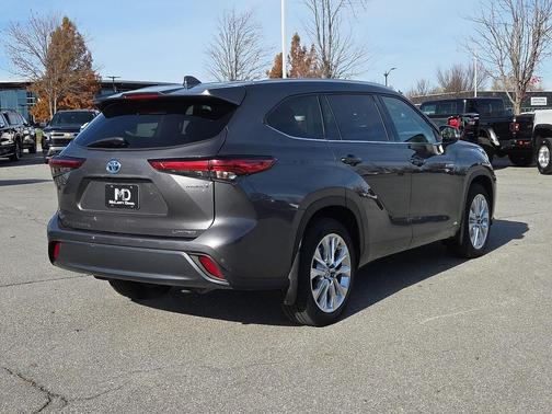 2021 Toyota Highlander Hybrid Limited