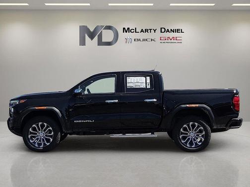 Onyx Black 2026 GMC Canyon Denali