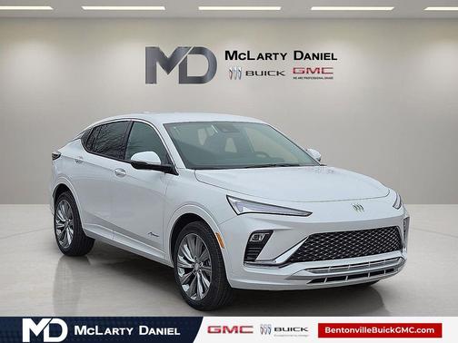 White Frost Tricoat 2026 Buick Envista Avenir FWD