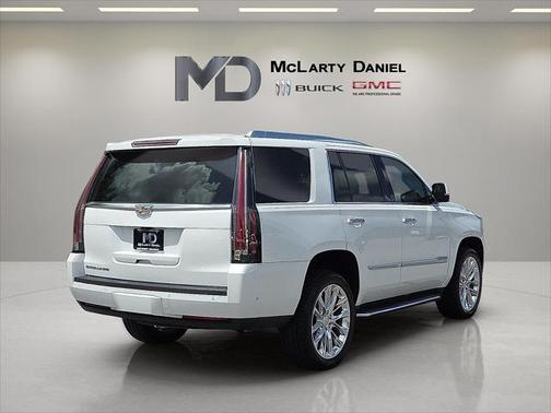 2020 Cadillac Escalade Luxury