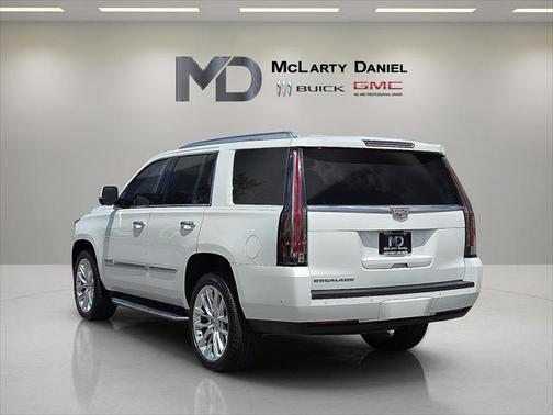 2020 Cadillac Escalade Luxury