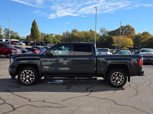 2017 GMC Sierra 1500 SLT