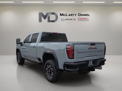 Thunderstorm Gray 2024 GMC Sierra 2500 AT4X