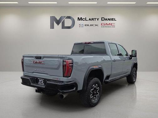 Thunderstorm Gray 2024 GMC Sierra 2500 AT4X