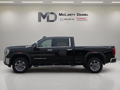 Onyx Black 2025 GMC Sierra 2500 SLT