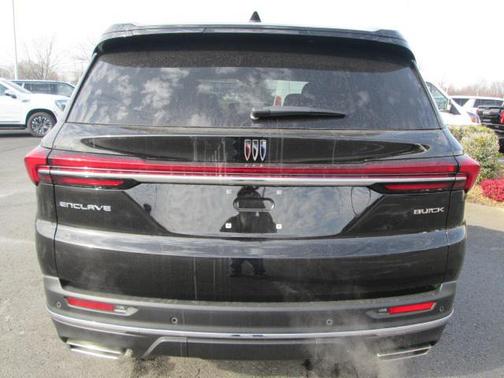 2025 Buick Enclave Preferred FWD