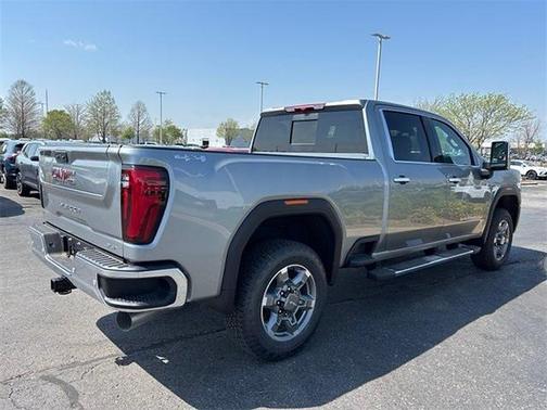 2025 GMC Sierra 2500 SLT