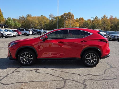 2024 Lexus NX 350h Premium