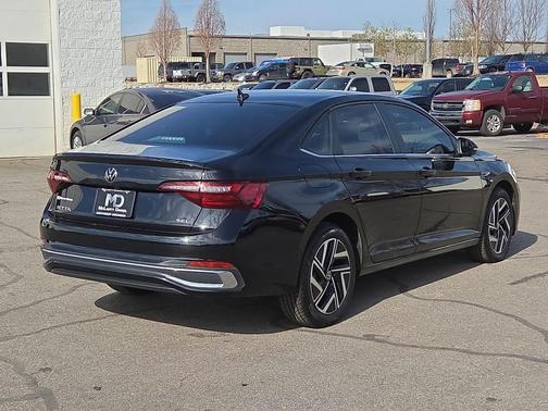 2024 Volkswagen Jetta 1.5T SEL