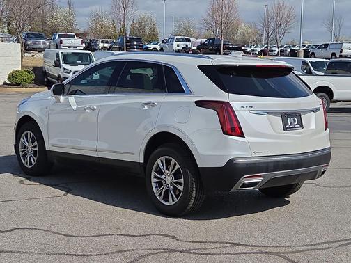 2021 Cadillac XT5 Premium Luxury