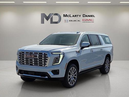 Glacier White Tricoat 2026 GMC Yukon XL Denali