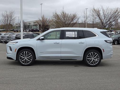 iridescent white tricoat 2026 Buick Enclave Avenir FWD