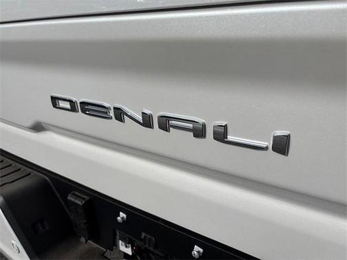 2025 GMC Sierra 2500 Denali Ultimate