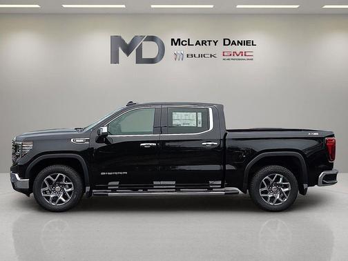 Onyx Black 2026 GMC Sierra 1500 SLT