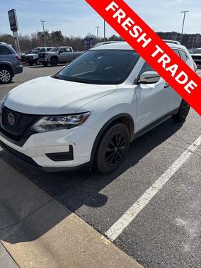 2020 Nissan Rogue SV