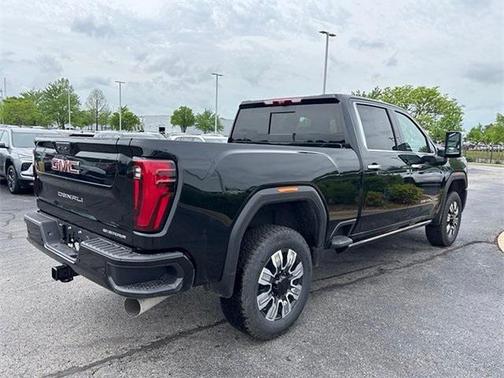 2025 GMC Sierra 2500 Denali