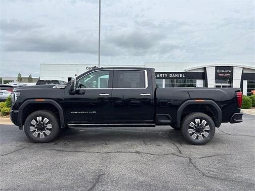 2025 GMC Sierra 2500 Denali