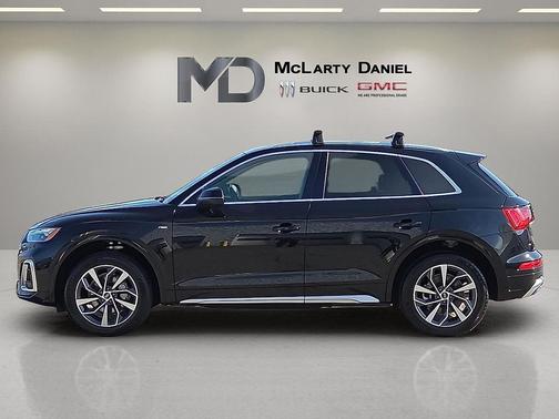 2022 Audi Q5 45 S line Premium Plus