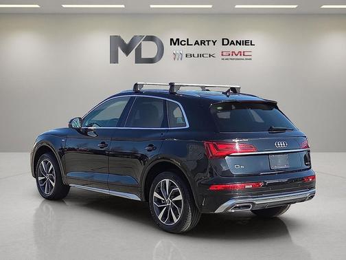 2022 Audi Q5 45 S line Premium Plus