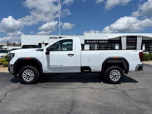 2025 GMC Sierra 2500 Base
