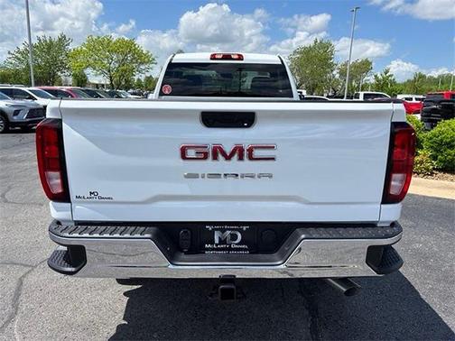 2025 GMC Sierra 2500 Base