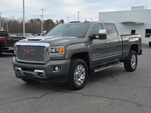 2017 GMC Sierra 2500 Denali